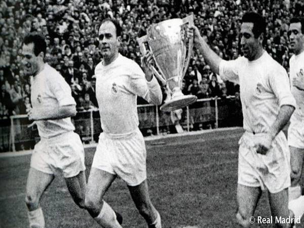 Real Madrid vô địch La Liga mùa giải 1958/59
