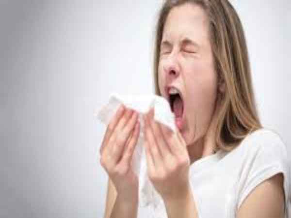 Nhảy mũi 1 cái điềm báo gì theo các ngày trong tuần?