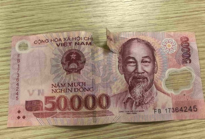 Tín hiệu thay đổi vận mệnh khi mơ thấy tiền rách?
