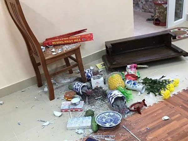 Nằm mơ thấy bàn thờ bị phá có phải điềm xui sắp đến?