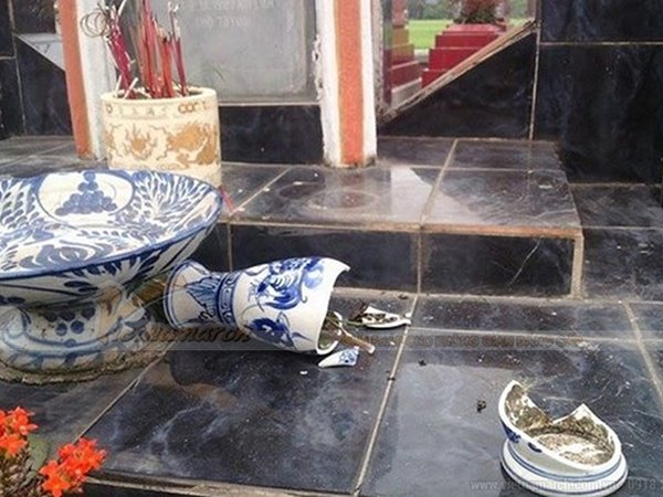 Nằm mơ thấy bàn thờ bị phá có phải điềm xui sắp đến?