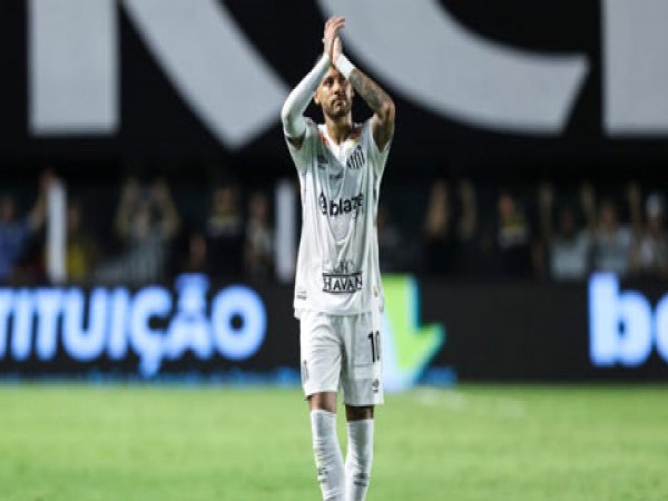 Tin BĐ: Neymar tỏa sáng từ giữa sân, Santos chia điểm