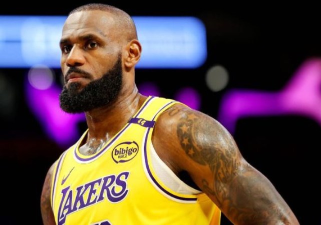 Lakers đổi Davis lấy Dončić, James bất ngờ